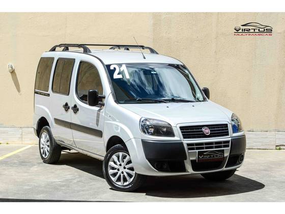 FIAT DOBLÒ 1.8 MPI ESSENCE 7L 16V FLEX 4P MANUAL FIAT DOBLÒ 1.8 MPI ESSENCE 7L 16V FLEX 4P MANUAL
